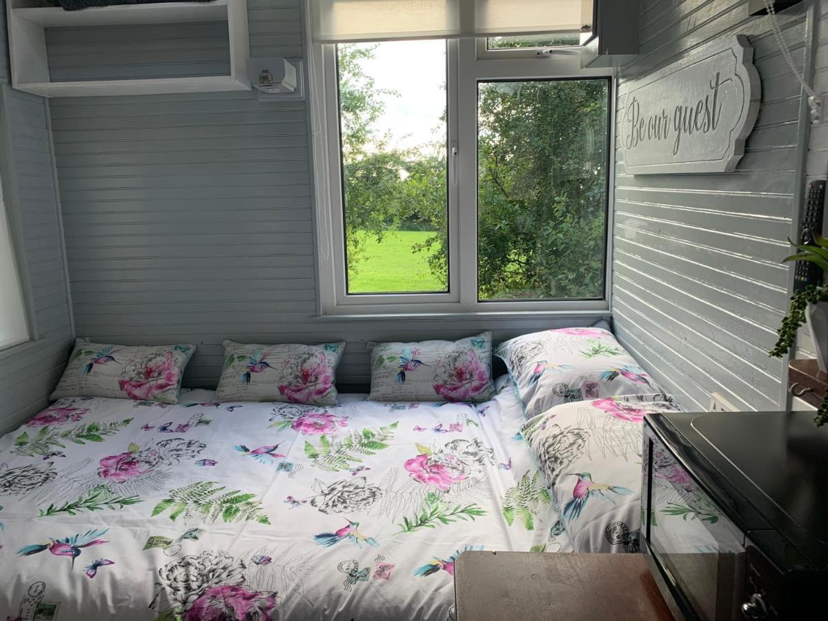 Shepherds Hut Bath Wick  Zewnętrze zdjęcie