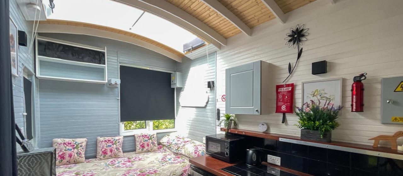 Shepherds Hut Bath Wick  Zewnętrze zdjęcie